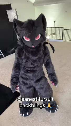 the guitar 🙂‍↕️ #furry #fursuit 