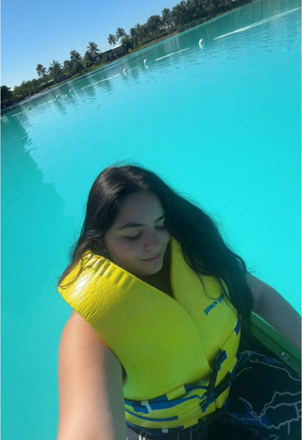 🚣🏻‍♀️ for today!! Nos vemos el 22 en vivo. Y el 15 sale es raro omggg