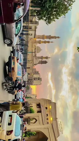 Pantang menyerah sebelum digapai, maka pantang mundur sebelum selesai #alazharuniversity #ayatayatcinta #lewatberanda 