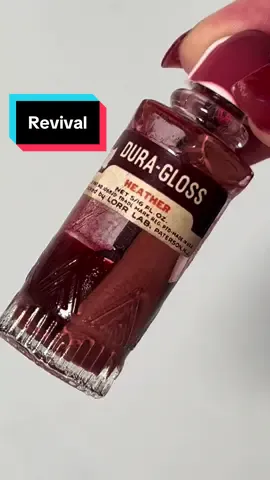 Let’s revive and swatch this vintage 40s wartime Dura-Gloss nail polish in the shade Heather! #vintagenailpolish #asmr #nostalgia #History #nailinspo 