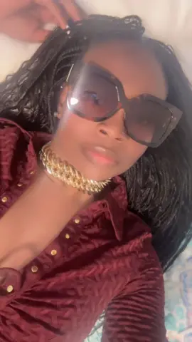 #helloitsme #imoutside #fyp 