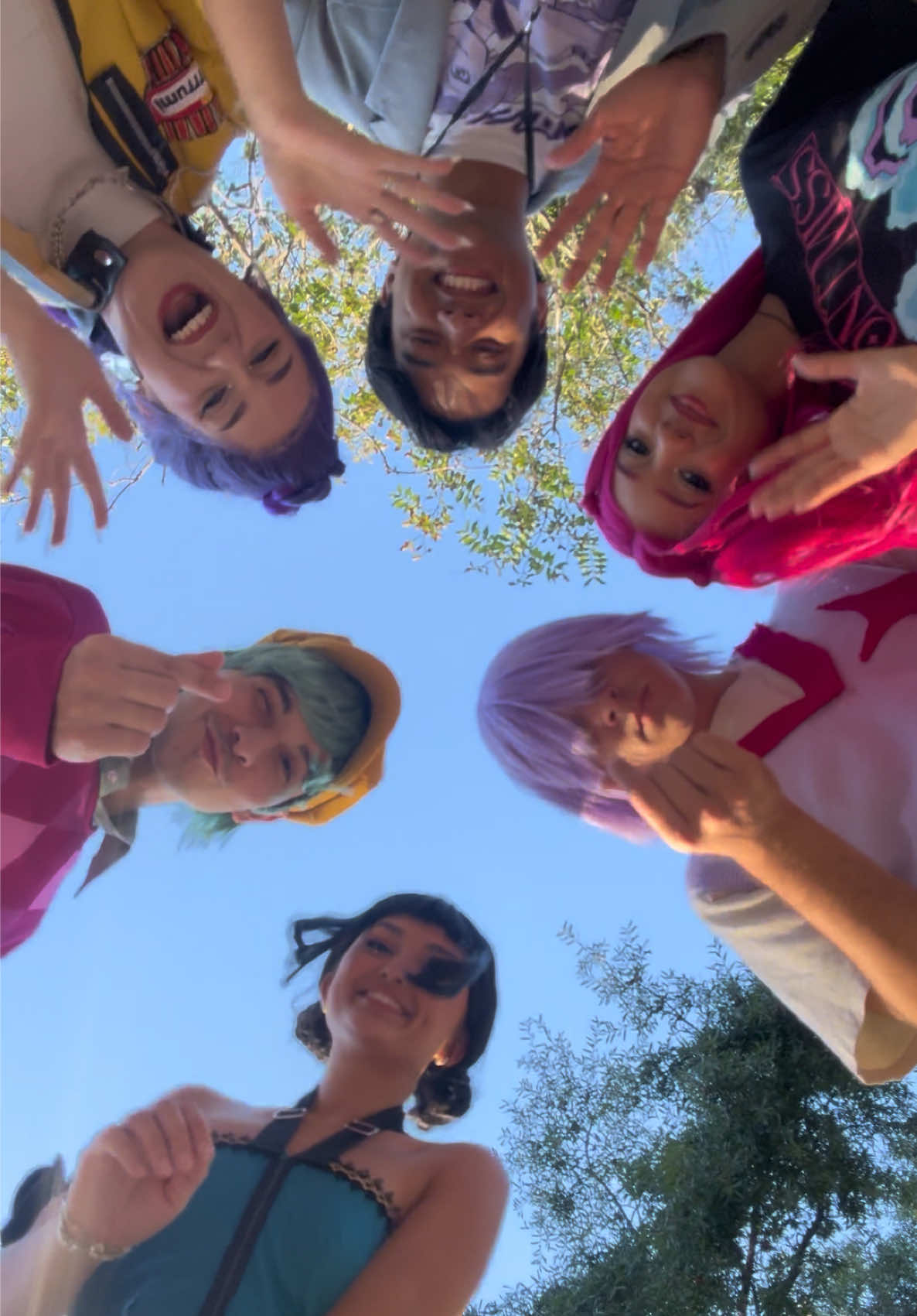 Gangs all here 🥳 #kpopdemonhunters #huntrix #sajaboys #cosplay @Liv @