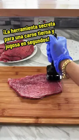 ¡La herramienta secreta para una carne tierna y jugosa en segundos!  #KitchenHacks #utensiliosdecocina #kitchengadgets #kitchenutensils #tiktokshop 