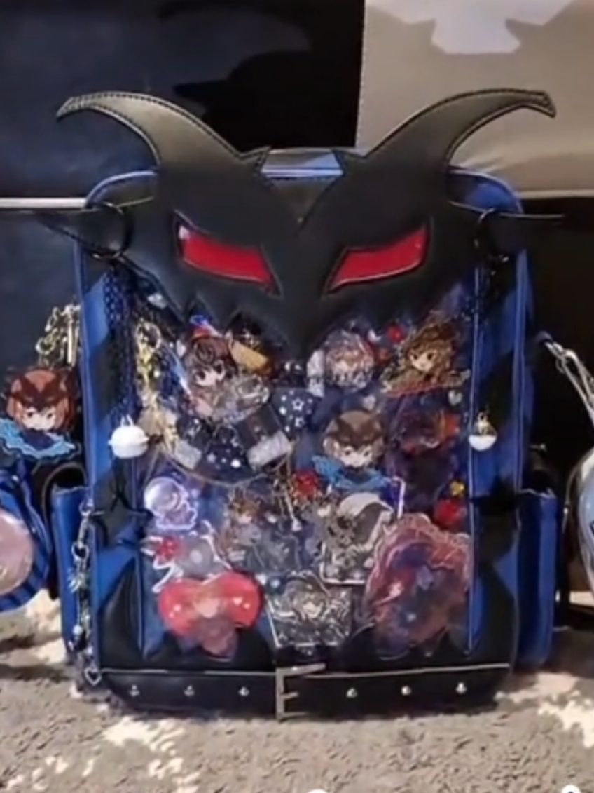 Make a Goro Akechi ita bag with me!! I accidentally uploaded this half way through and had to edit it off app after a crashout but WE GOT THERE IN THE END! ♡♡  #persona5 #p5r #goroakechi #itabag 