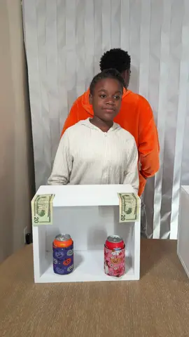 Four box matching challenge #matching #bottleflip #challenge #game @Bonyyy_J Vs. Maelle