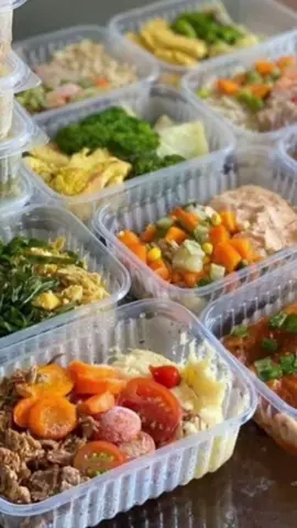 Organize suas refeições da semana com praticidade! O pote 500 ml é ideal para marmitas, saladas ou pratos prontos. #marmitas #fit #comida #dieta #shopee 
