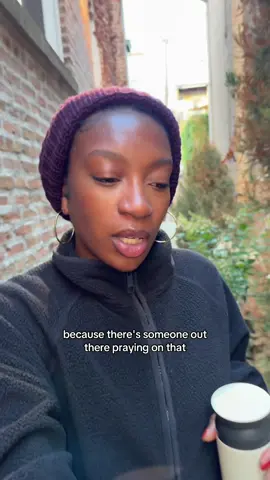 🚶🏾‍♀️… #impostersyndrome #artistsoftiktok #lifeofanartrist 