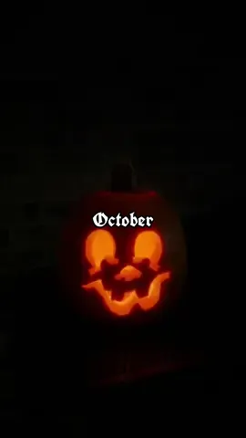 ‘Tis the season 🎃🕯️ 