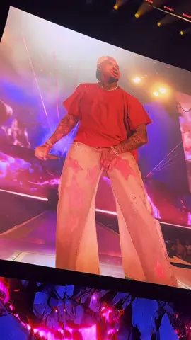 That drip got me in heatttt 🔥@chrisbrownofficial #BreezyBowl #ChrisBrown #fyp #fypシ゚viral 