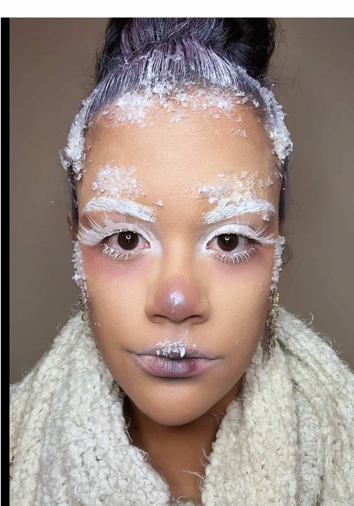 Feeling Frosty 🥶 ❄️ Frostbite Inspired look, this has to be one of my faves!  #halloween #makeup #spookyseason #halloweenlook #frozen 
