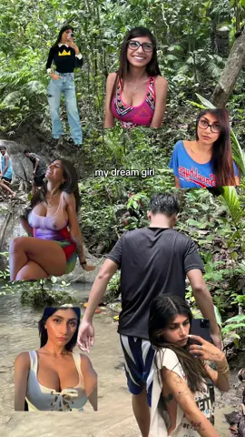 dini tinood haha #4u  @miakhalifa 