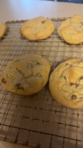 Made cookies with pancake mix instead of flour. By accident!  They are perfect 😘😘😘