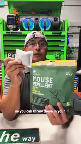 Reliant Pet Mouse Repellent Pouches - Rodent Repellent Made in USA (12 Pouches) - Keep Rodents Out of Cars - Mouse Deterrents with Peppermint Oil