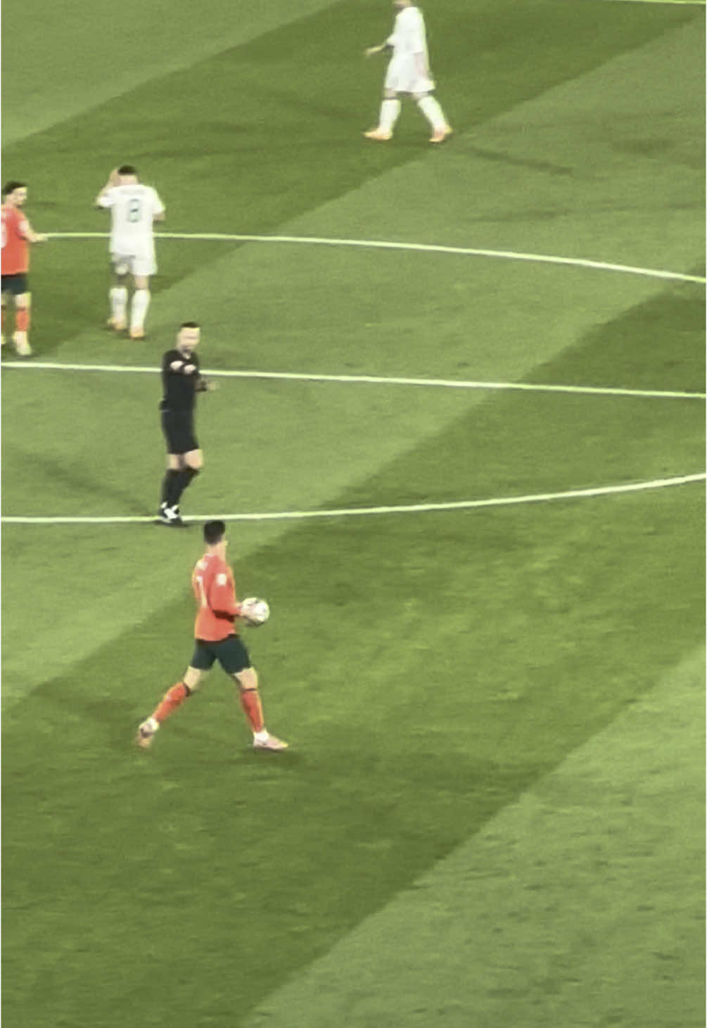 Friction between Ronaldo and the Irish goalkeeper ⚽️ #cr7 #cristiano #cristianoronaldo #ronaldo #goat #cr7goat #portugal #portugal🇵🇹 #lisboa #lisbon #erasmus #erasmuslife #richinlife #fyp 