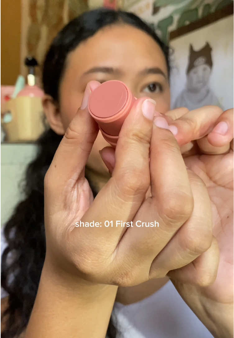 sometimes we all just need a blush and powder  ps: pls excuse my hair na buhaghag hehe curly kasi e hirap ayusan #sasiph #blushstick #loosepowder #makeup #fyp 
