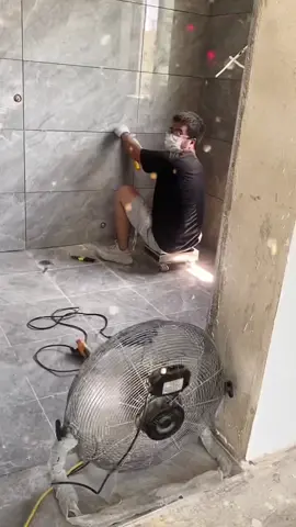 Bác làm bác tự chịu nhé;