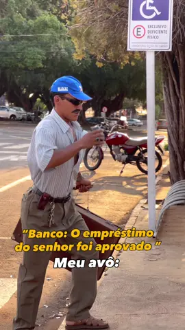 O sistema chegava trava quando meu avô chegava no banco #viralvideos 