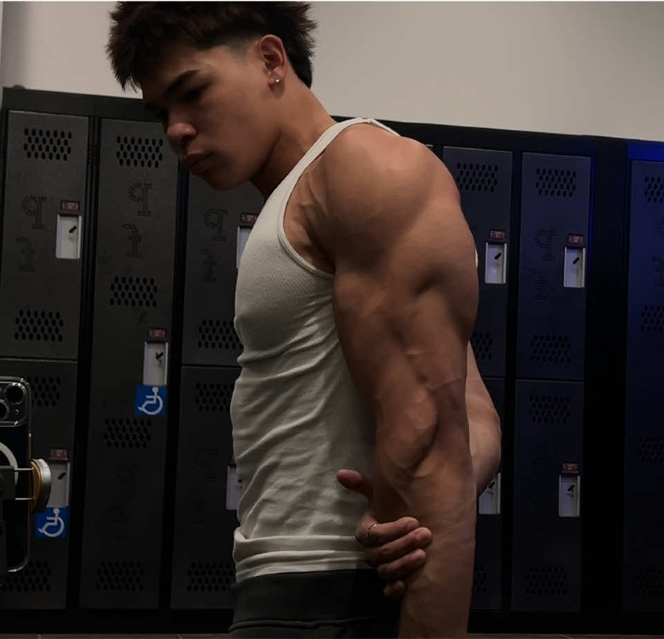 Yello 👋 #God #blessed #fyp #Fitness #gym 