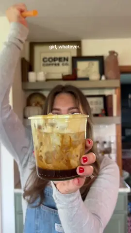 Iced coffee every morning like clockwork!! #coffeebar @Weck Jars @Breville #coffee #coffeeathome #trend #satisfying 