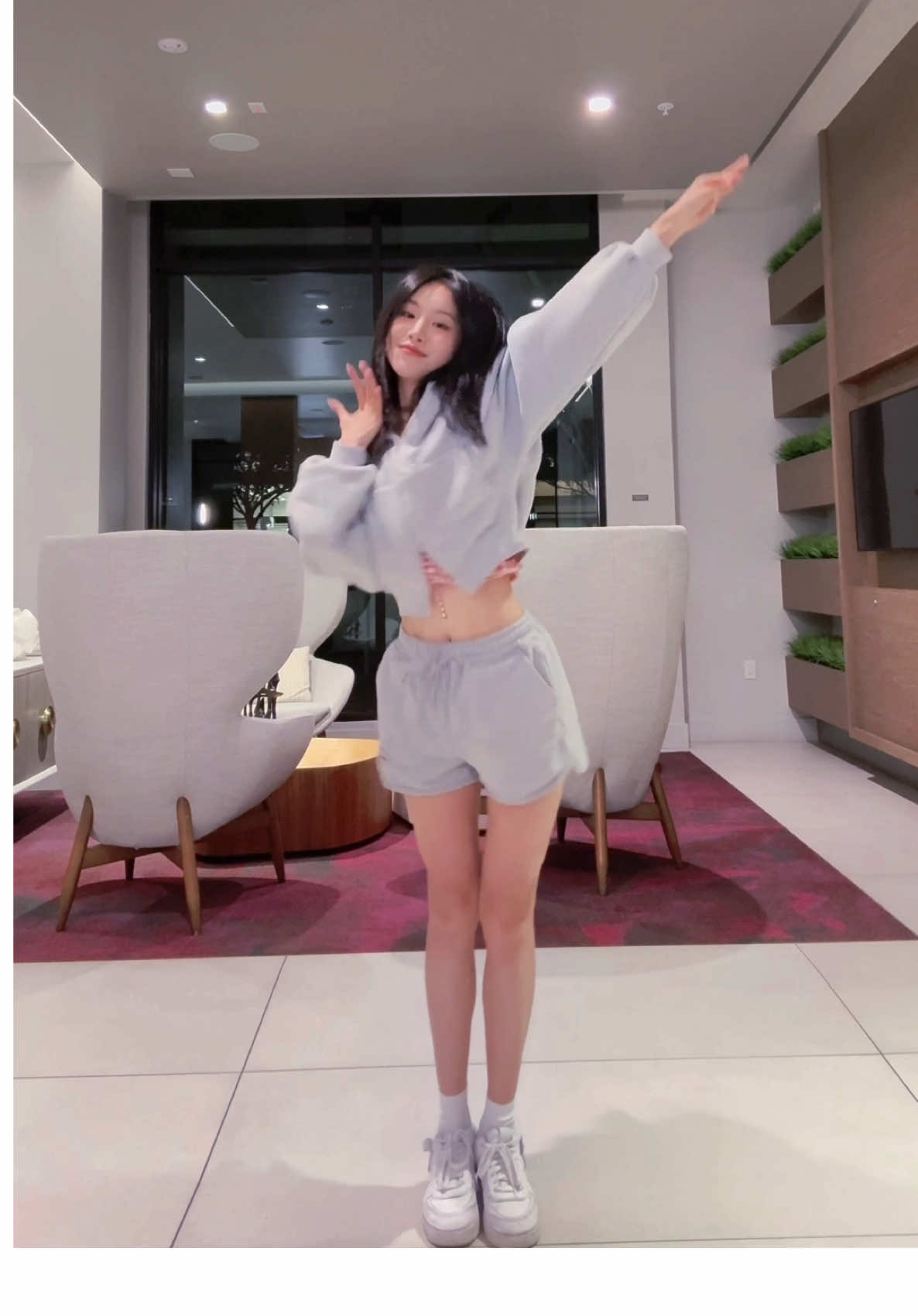 #illit #oops #dance #dancechallenge #hybe #2025trend @ILLIT 