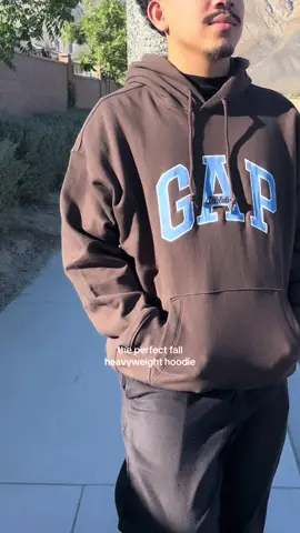 @Gap heavyweight hoodie #gap #gaphoodie #thegap #fallstyle #tiktokshopcreatorpicks 