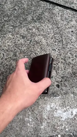 Designed to be shown off.  #Wallex #WallexPH #edcphilippines #MinimalistWallet #RFIDWallex