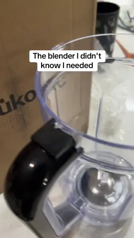 I love this blender #kitchengadgets #kitchenhack #blender #tiktokmademebuyit #trending 