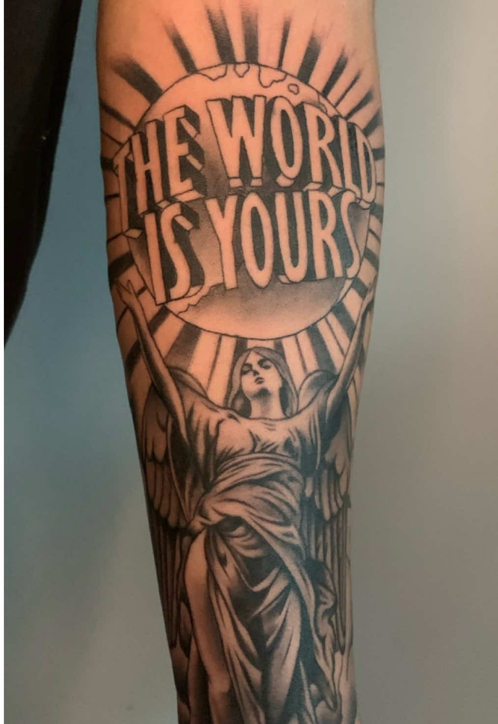 🌎.               #scarface #tattoo #tonymontana 