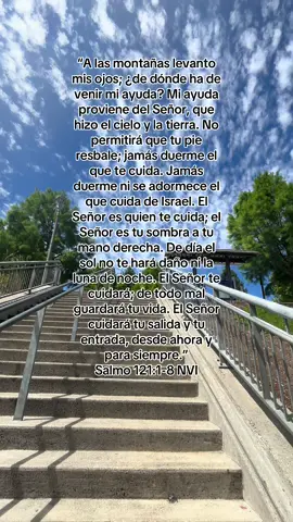Dios es grande 🙏🏼🙌🏽#fyp #📖 #biblia 