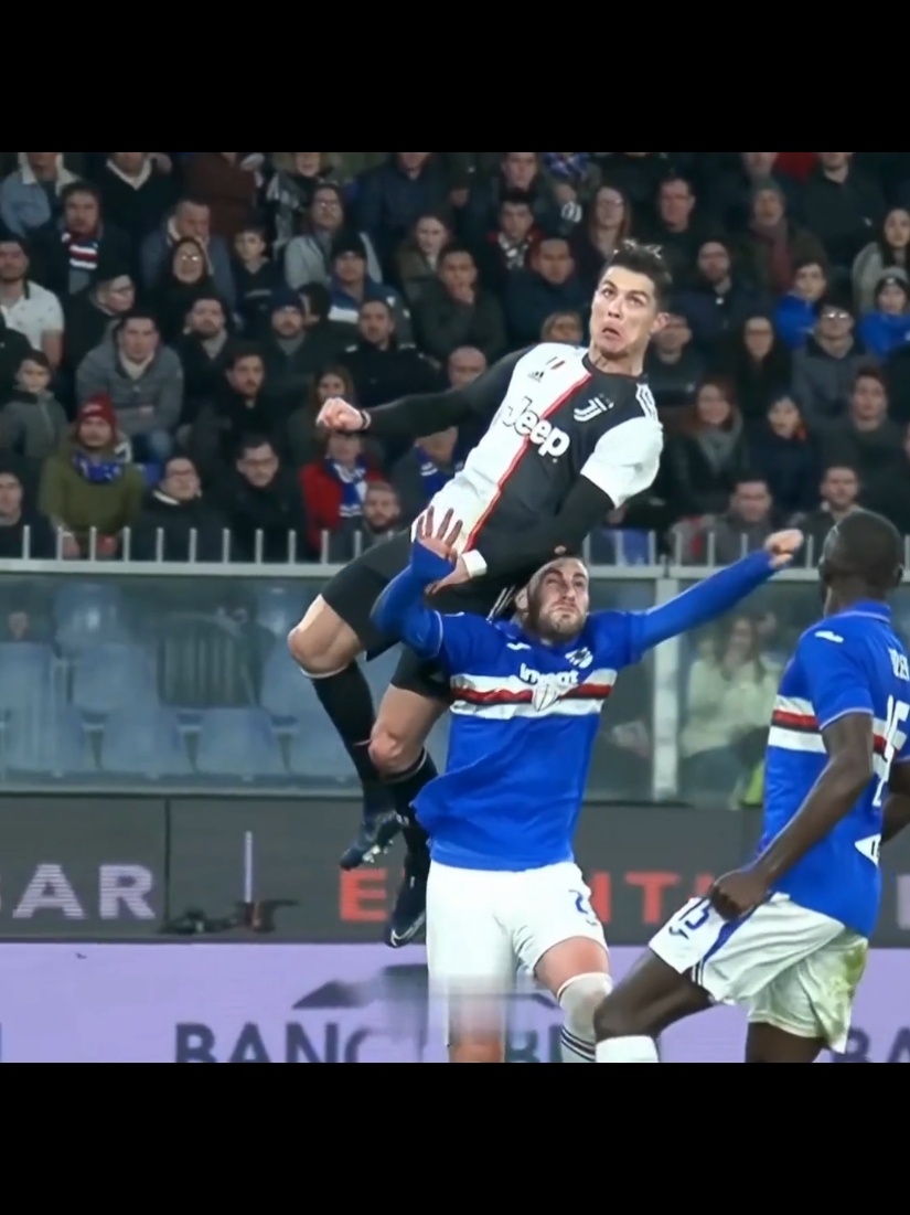 Ronaldo’s Epic Header 😎 #Soccer #football #cristianoronaldo #ronaldo 