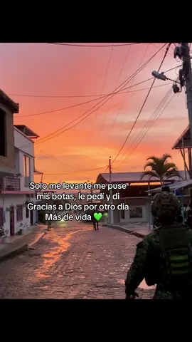 #militar  #uniformados💚 #compartan #frasesmotivadoras#ejercitodecolombia 