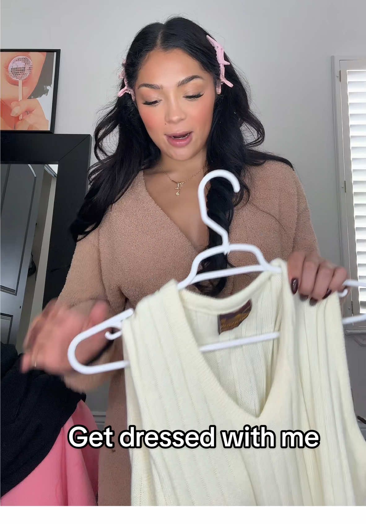 Been wanting to style this sweater vest 