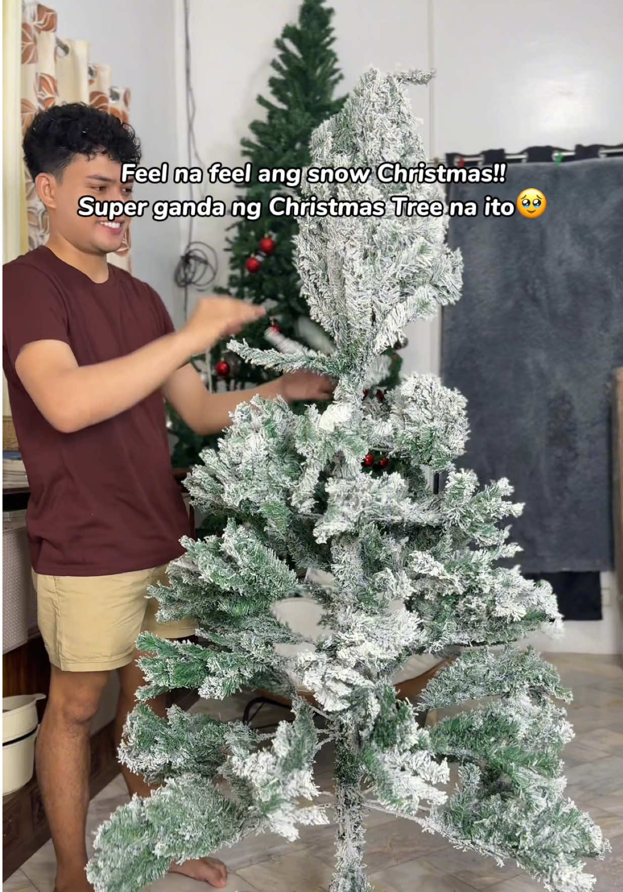 Perfect talaga ang Christmas Tree na ito