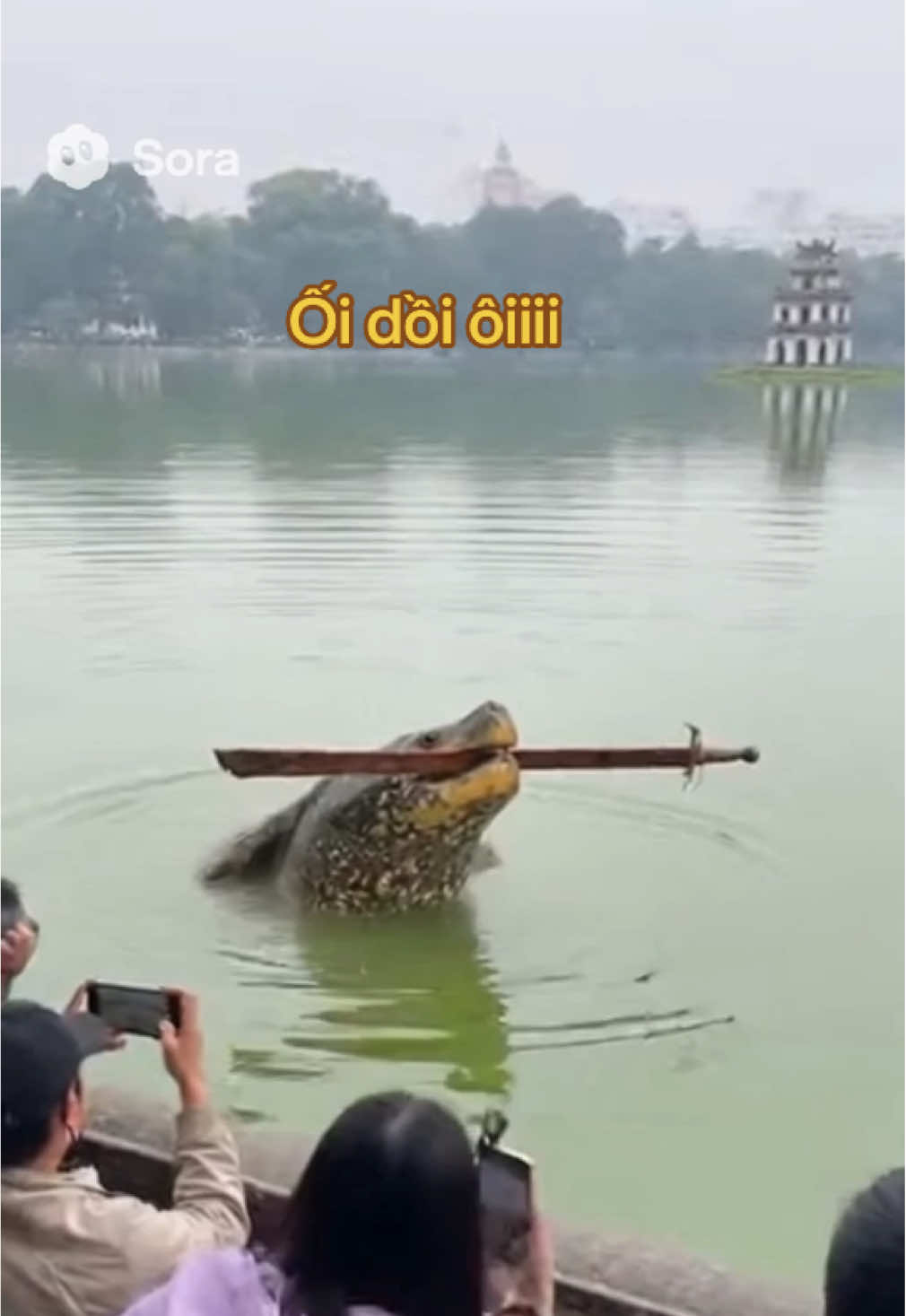 Rùa khủng lồ nổi trên mặt hồ miệng đang ngậm kiếm #viral #xh #AI #thanhcong 
