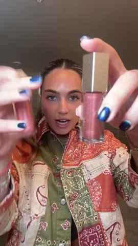 let’s try a new lip combo together 💋 @makeupforever + @Fenty Beauty 