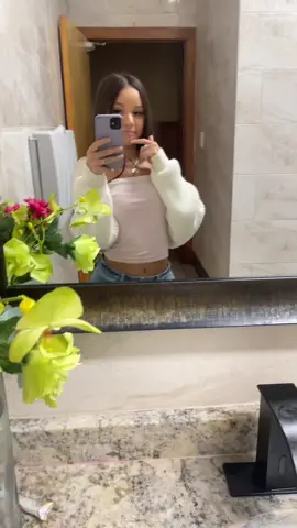 I rly need somebody 😪 #fypシ #gloriaspammy 