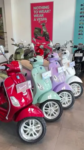 New Vespa LX 150 I-Get, All Color.✨ tentukan warna favoritmu, dan pesan sekarang juga!  Stock Unit Ready Terbatas‼️  📌Melayani pembelian : ✅Cash ✅Kredit Via Leasing ✅Pemesanan Via Online/Offline ✅Tukar Tambah Type Motor Lainnya ✅ Proses Kredit ONE DAY SERVICE, dibantu sampai ACC ✅Ready Stock Semua Type Unit Vespa Matic Pesan sekarang juga dan dapatkan penawaran menarik di setiap pemesanan vespa 😎 Informasi Pemesanan Unit Hubungi:  WA 0821-1431-2711 