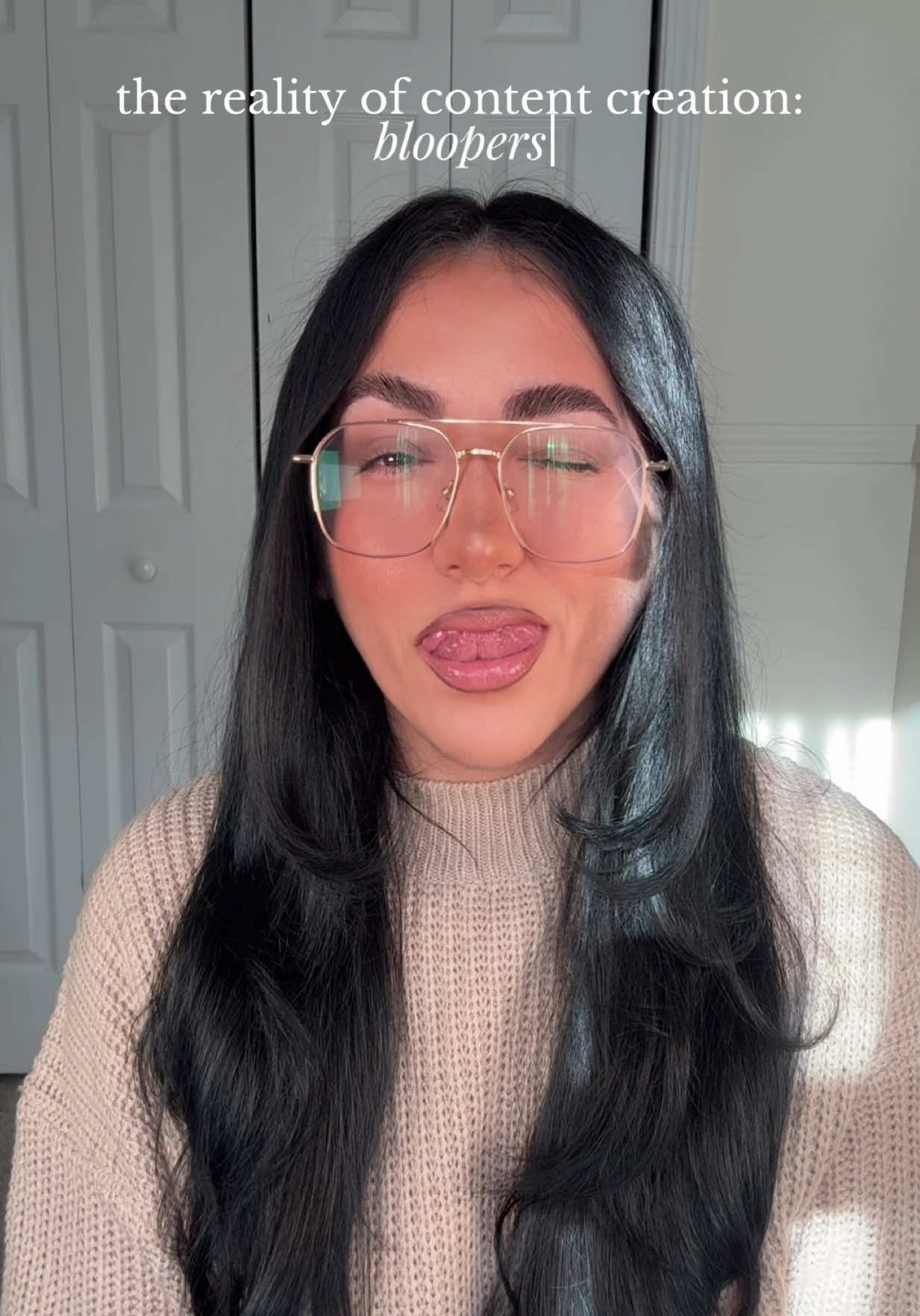 If you were ever wondering. . this is the reality of content creation that no one shows. Hours of filming for 40 seconds worth of content, because clearly I forget how to speak & function when the camera turns on #bloopers #humor #contentcreatorfails #behindthescenes #relatable