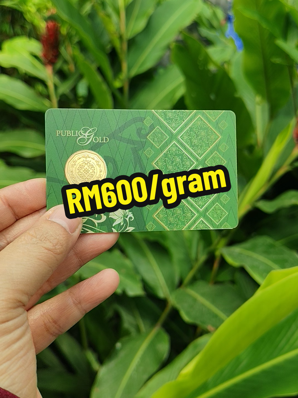 Emas ni menyesal beli lebih baik daripada menyesal tak beli. Harga emas sentiasa mahal. Mula sekarang walau RM100 sebulan. Nak bermula? Klik link di bio saya atau isi beg biru ye untuk saya bantu sebaiknya. #saving #simpanan #emas999 #emas 