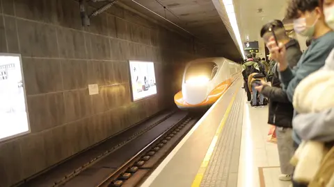 B còn nhớ ai dậy bạn cách đi tàu ở đài loan kh😀#nguoiviettaidailoan🇻🇳🇹🇼 #banqiaotaiwan🇹🇼 #tiktokviral 