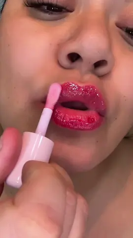 Yes plump without spice #plumpinglipgloss #lipgloss #lippie #liphack #lipglossdrip 