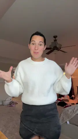 The perfect cozy-but-cute sweater for fall 🍁 The sleeves give it that effortlessly slouchy look while still feeling put together — soft, comfy, and goes with literally everything 🙌 #FallOutfitInspo #CozyVibes #SweaterWeather #TikTokFashionFinds #ComfyAndCute 