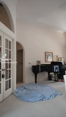 #fyp f-      k.   - ing LAUNDRY 🧺 EVERY WHERE 😂😂😂😂😂😂😂😂