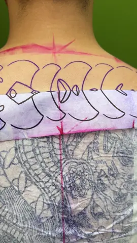 今天的工作..喜歡我的風格可以來找我現場討論🥰 感谢您的信任❤️🙏🏻#by彫山 #日式傳統刺青 #台灣紋身刺青 #台北 #萬華 