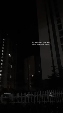 người mình thương, hãy nhìn vào gương.