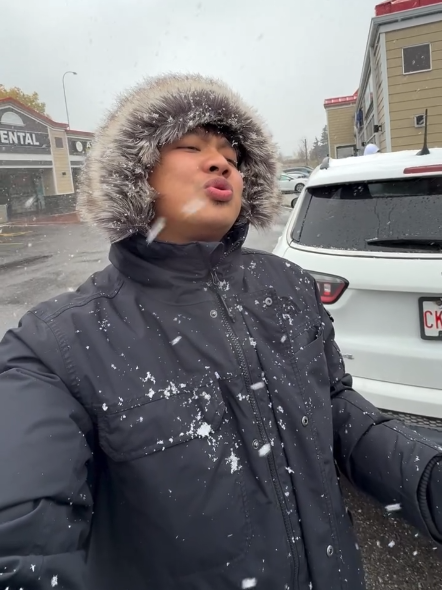 Korean song dahil may snow 😜 #fyp #malupitonofficial #kolokoystvofficial 