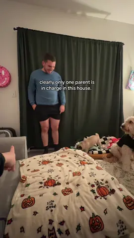 We have realized that peaches only goes to bed if I tell her but her father could say it 20 times and she won’t listen 🤣  #dogsoftiktok #pug #pugsoftiktok #pugslife #dogmom 