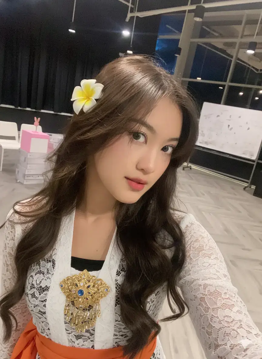 pake adat bali emang secantik ini😍😍#greeseljkt48 #greeselaadhalia #graciejkt48 #graceoktaviani #adatbali 