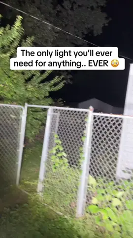 Tired of buying different lights for different scenarios? Snag this 200 W UFO light and never buy another light again ... #lighting #worklight #commerciallighting 