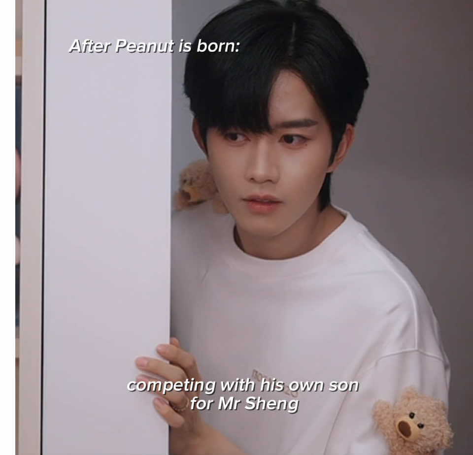 Only peanut can dare to mess with hua yong. 😅 #abodesire #desiretheseries #omegaverse #cdrama #chinesebl cbl chinesedrama | desire the series ep 16